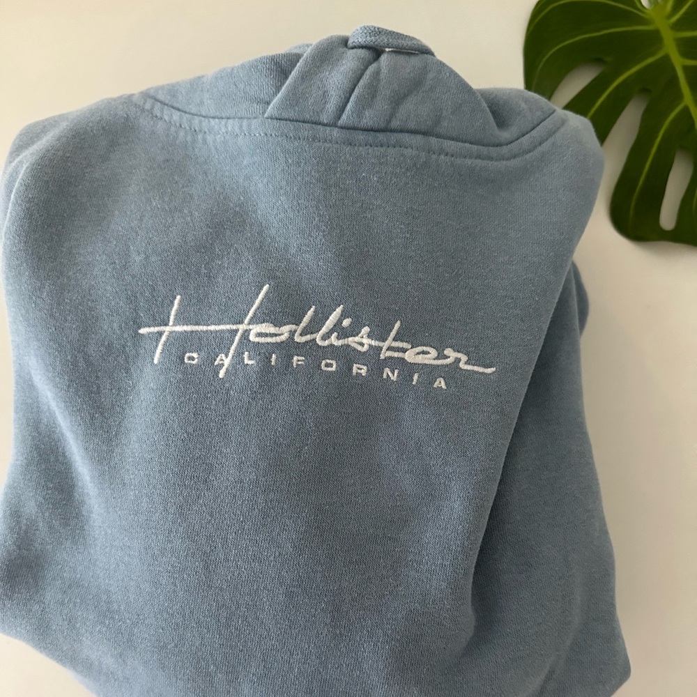 Men’s Small Hollister Blue Hoodie